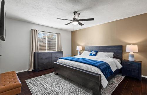 Red Door Hideaway 3BD Hot Tub Foosball - Foto 27