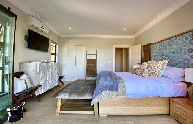 DolphinCoast YOLO Spaces-Ballito Beach House Villa - Photo 14