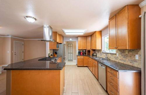 Alpine 4 Bedroom Retreat with Hot tub and Pool table - Foto 9