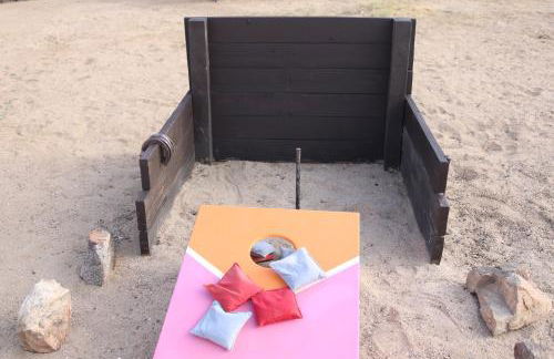 Twin Palms Desert Getaway - Jacuzzi, Fire pit, Meditation room & more - Foto 45