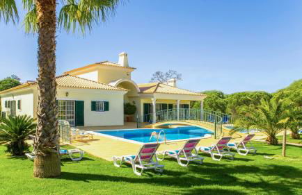 Exceptional Villa with Pool, Tennis Court, Games Room - Foto 3
