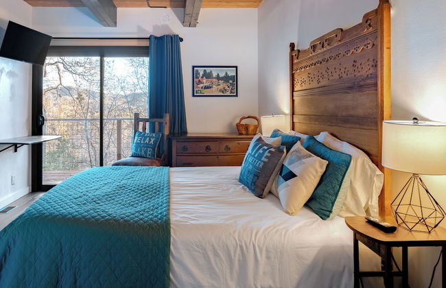 Legacy Lodge by Avantstay Upper-level Retreat Deck, Hot Tub - Foto 7