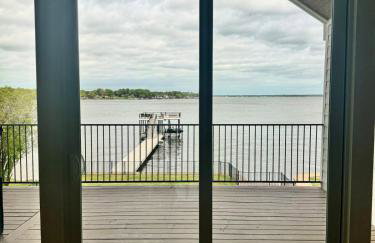 Luxury Lake Front Retreat on Cedar Creek Lake - Foto 22