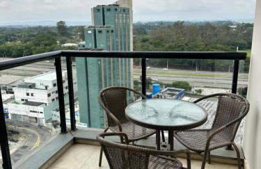 Summit Flat, ótima localização, limpeza diária, academia e piscina - Foto 14