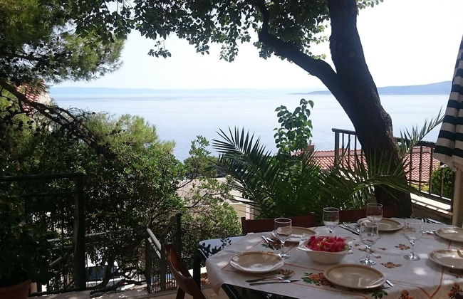 Delightfully Decorated Apartment with Sea View near Beach - Foto 16