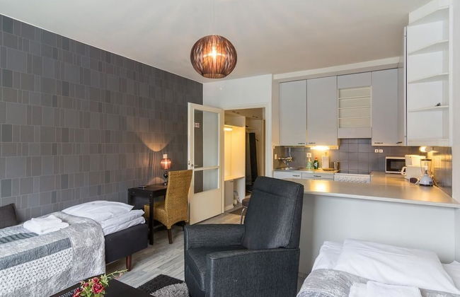 Santa's City Apartments - Photo 6