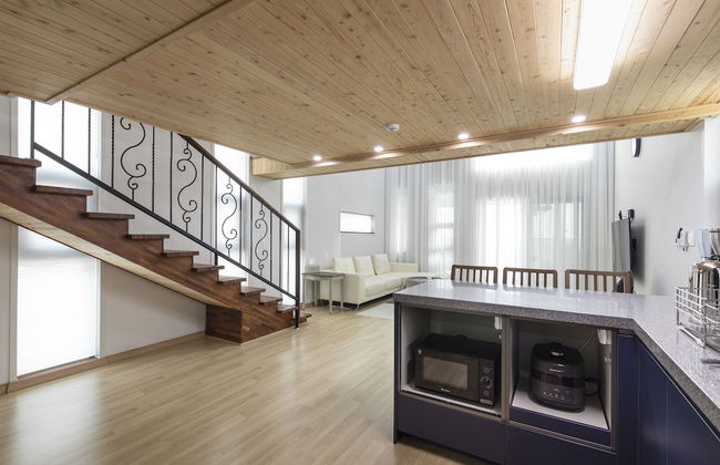 Lim Sea Side Poolvilla Pension - Foto 42