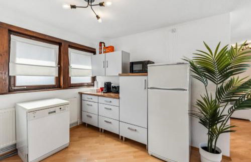 CREW BEDS - APARTMENT in Gifhorn - For 4 People - 50m2, 1x Bedroom, 4x Single Bed, Free Coffee, WiFi & Parking - 24h CHECK IN #GF01 - Foto 7