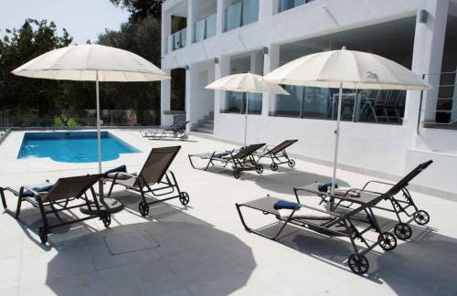 Luxury villa with heated pool for 12 to 14 people - Photo 110