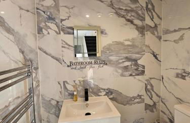 Allan & Ella House - Photo 34