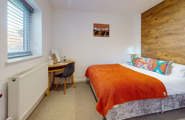 Beautiful Coach House - Photo 5