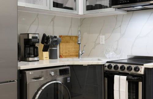 78-1B New 1BR prime UES WD in unit BEST VALUE - Foto 18