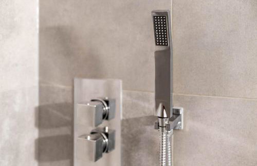 Stylish Apartment - City Centre - Balcony - Parking - Smart TV - Fast Wi-Fi 606D - Foto 25