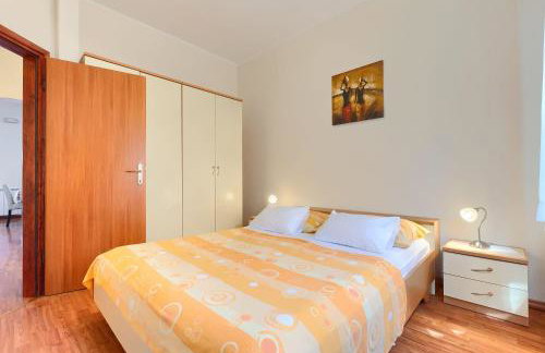 Faszinierendes Ferienhaus mit Privatpool, Volleyballfeld, Fussballplatz, Trampolin beim bekannten Radweg Parenzana - Foto 19