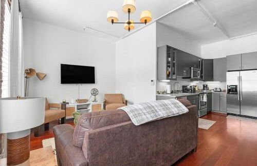 Downtown Loft- Steps away from Plant Riverside! - Foto 4