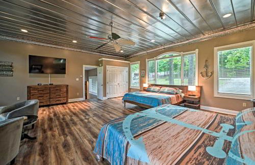 Lake Barkley Home Private Dock, Kayaks, Fire Pit! - Foto 9