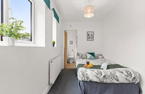 Cozy Self-Contained Suite with Own Entrance - Foto 25