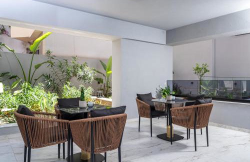 Captain Napoleon Paterakis CNP Luxurious Suites - Foto 25