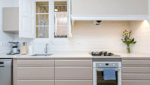 Lovely Designed House Connected To Center - Foto 4