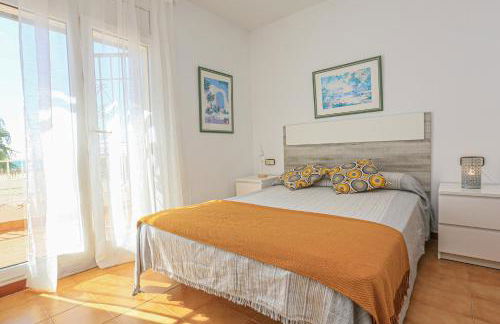 LITORAL COSTA DORADA - VILLA LAURA II Only families - Photo 24