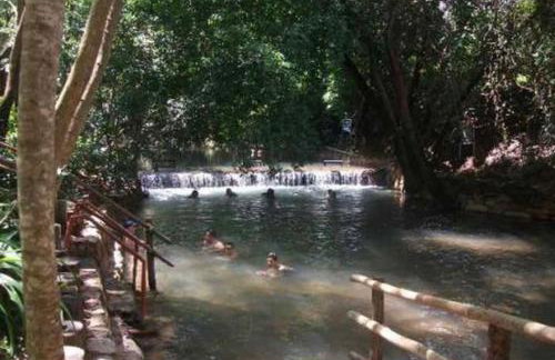 ÁGUAS DA SERRA- Rio Quente-GO APTO 2 Qtos particular- - Foto 20