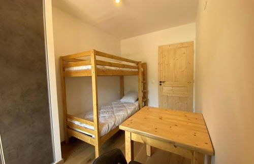 Appartement neuf 2 chambres, parking inclus, proche bus gratuit - FR-1-356-531 - Foto 5