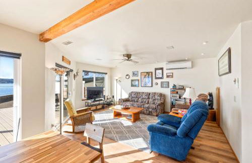 Belfair Beach House - Photo 15