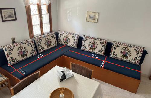 Το σπίτι της πλατείας - Photo 8