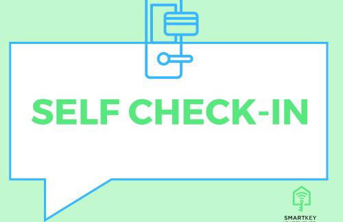 Modern 1 bedroom flat with free parking - Photo 22