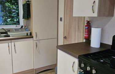 Fawn Lodge, Kelling Heath - Woodland Setting and Pets Welcome - Photo 42