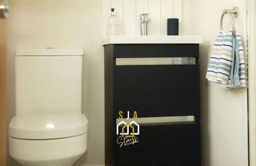 Beachside Cottage - SJA Stays - Modern 3 Bedroom House - Foto 33