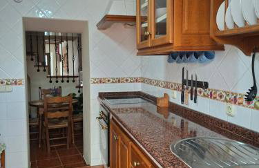 Casa Luciíta: Agradable con chimenea, patio y BBQ. - Foto 28
