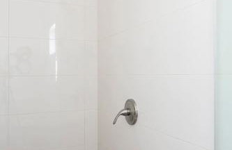 Upscale 4BR Townhouse Sleeps 8 with Fast WiFi - Foto 27