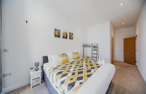Stylish 2 bed Flat in London with River Thames views Access to boat rides into London-Near O2 Arena and Excel, Fast Wi-Fi, Free Parking, Excellent links Elizabeth and Southeastern Train Line - Foto 19