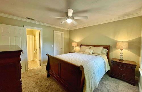 Lowcountry Oasis - 3 bed 2 bath - 5 min to beach - Photo 10