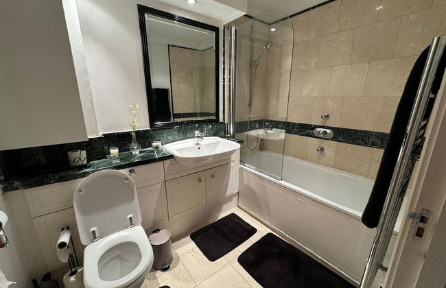 Luxury Apartment In London - Pool Spa & Gym - Foto 14