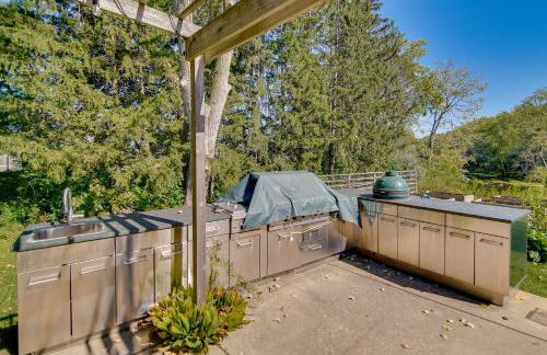 Riverfront Libertyville Retreat with Outdoor Kitchen - Foto 31