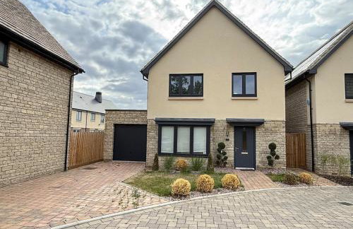 Stylish 4 Bedroom Home Perfect for Families - Foto 2