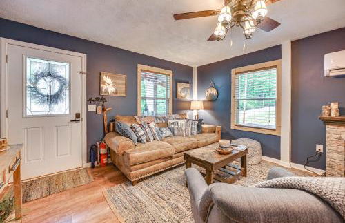 Murray Cabin with Hot Tub Walk to Kentucky Lake! - Foto 4