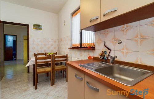 Apartment with a private POOL - Foto 33