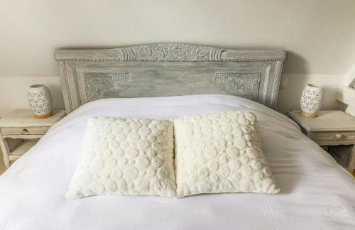 Belle Époque Villa With Hot Tub In Forges-Les-Eaux - Foto 14