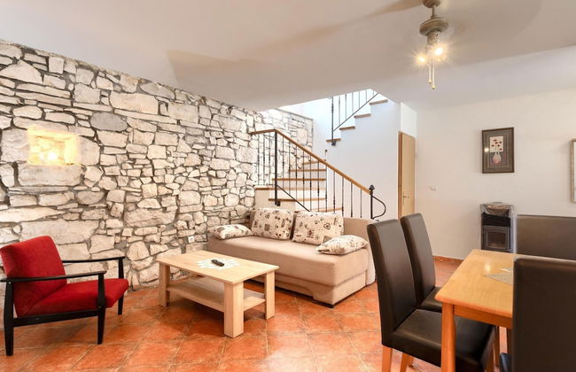 Holiday Home in Segotici With Private Pool - Foto 16