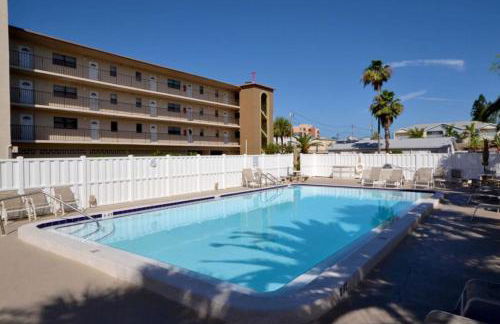 Madeira Place 303 1BD 2BA Retreat Near Johns - Photo 23