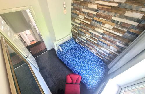 3 Bedroom House Perfect for Family Work Stays Easy Access to Manchester Oldham - Foto 40