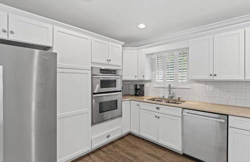 Paradise Cove - Waterfront Private Pool Home, 2 Mins to Open Gulf, 60' Dock - Foto 7