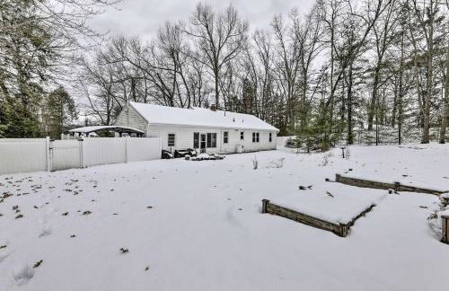 Hadley Vacation Rental 24 Mi to Springfield! - Photo 24