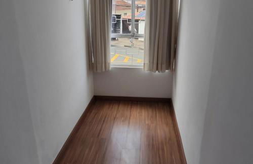 Apto grande Estilo e Conforto UFJF, Shopping, Centro - Photo 2