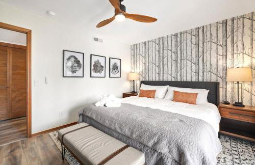 Lakeside Nest Dock on Lake Rayburn Sleeps 10 - Photo 22