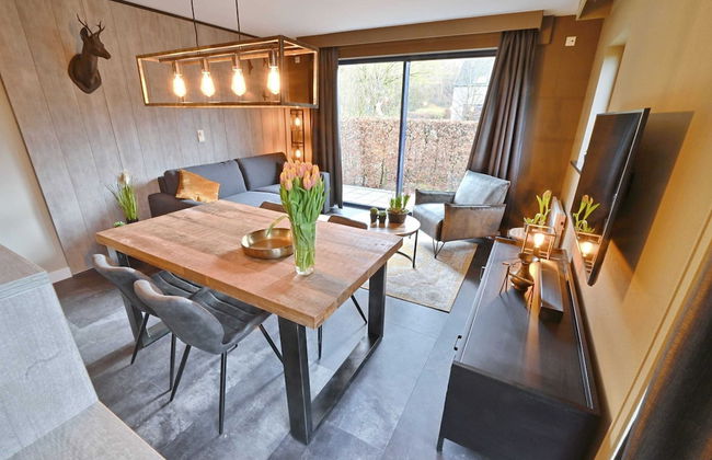 Modern Apartment With Terrace - Photo 19