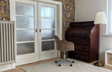 CK Business Apartments 4BR, WLAN, Parking - Foto 3